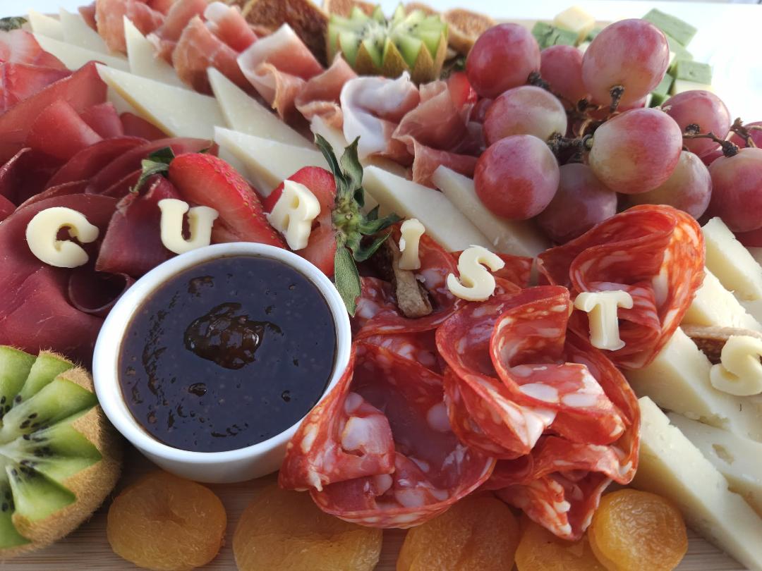 A close view of a Curists grazing platter